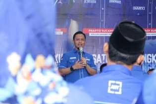 Agung Ancam Ganti Anggota Dewan yang Susah Ditemui Rakyat