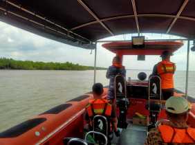 Basarnas Pekanbaru Masih Lakukan Pencarian ABK Kapal Pengangkut Besi di Perairan Desa Sungai Niur