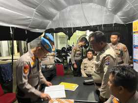 Propam Polres Inhu Pantau Personel Pengamanan KPU, Bawaslu dan Gudang Logistik Pemilu