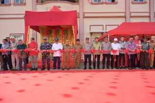 Gubernur Riau Komitmen Selesaikan Jalan Sinaboi-Dumai