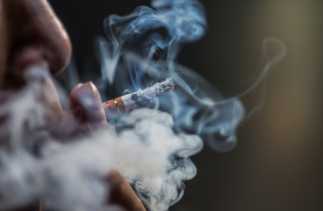 Merokok Usai Berbuka Puasa, Berbahaya bagi Kesehatan?