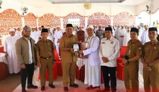 Bupati Anton Buka Silaturahmi Akbar Jamaah Haji Rokan Hulu 2025