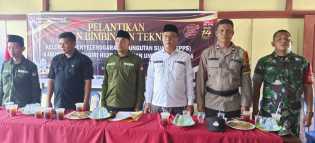 Polsek Enok Hadiri Bimtek dan Pelantikan Petugas KPPS Desa Sungai Embat Inhil