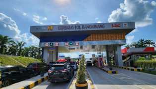 Arus Balik Kendaraan Melewati Tol Pekanbaru - Bangkinang Melonjak Sampai 215 Persen