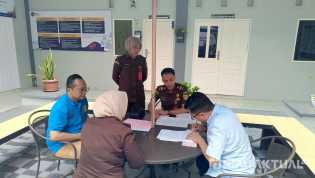 Mantan Plt Sekwan DPRD Riau Dieksekusi ke Rutan, Divonis 5 Tahun Penjara