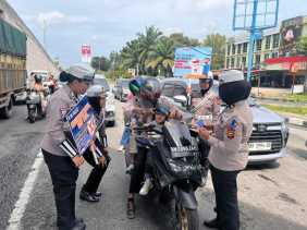 Hari Ketiga Operasi Zebra Lancang Kuning 2024, Tim Preemtif Sasar Pengendara di Kawasan Traffic Light Pasar Pagi Arengka