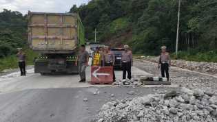 Polda Riau Cek Jalan Lintas Riau-Sumbar, Pastikan Keamanan dan Kelancaran Arus Lalu Lintas