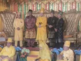 Hadiri Penabalan Raja Luhak Rambah, Bupati Anton: Adat Bersendikan Syarak, Syarak Bersendikan Kitabullah