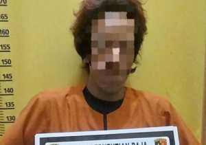 Polisi Tangkap Pemuda di Kampar Simpan Sabu, Satu Rekan Kabur
