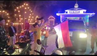 Festival Lampu Colok dan Pawai Takbir di Siak Hulu Meriah