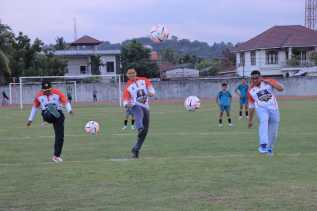 Semarak HUT TNI, Kapolres Kampar Hadiri Pembukaan Turnamen Sepak Bola Piala Dandim 0313/KPR