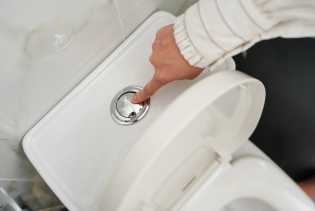 Kenapa Ada Toilet dengan 2 Tombol Flush? Ini Penjelasannya