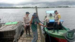 Polsek Kateman Sosialisasikan Pemilu 2024 di Desa Tanjung Raja Inhil