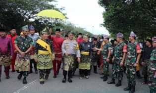 LAMR Rokan Hulu Gelar Prosesi Sakral Togak Tunggul Panji Adat Lima Luhak