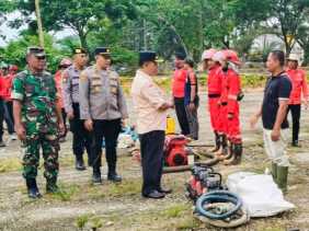 Solid Bersama Cegah Karhutla di Rohil, Polsek Rimba Melintang Gelar Apel Siaga