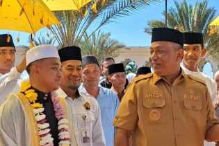 Bupati Anton Sambut Kepulangan Bayu Wibisono Damanik, Hafiz Quran dari Rohul Peraih Juara II MHQ Internasional di Arab Saudi