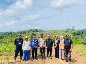 Sebulan Dilantik, Kades Pulau Busuk Evaluasi Bumdes Perdamaian di Kuansing