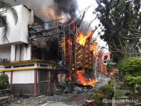 DPRD Minta Polisi Usut Tuntas Penyebab Kebakaran Mal Pelayanan Publik Pekanbaru