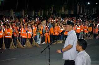 Targetkan Adipura, Wako Agung dan Petugas DLHK Sepakat Jaga Kebersihan Pekanbaru