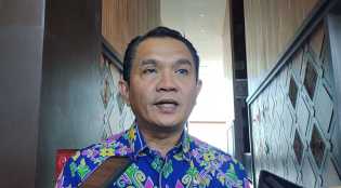 Wali Kota Pekanbaru Tegaskan Seluruh Pegawai Masuk Kerja 8 April, Optimalkan Pelayanan