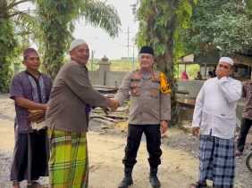 Ciptakan Pilkada Damai, Kapolres Rokan Hilir Sambangi Warga dan Rangkul Ulama