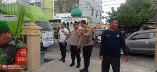 Wakapolresta Pekanbaru Kawal Pendistribusian Logistik Pemilu 2024 di 7 Kelurahan Sukajadi