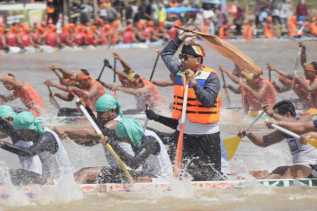 Pacu Jalur Mendunia hingga Diklaim Warganet Malaysia, Ini Respon Kadispar Riau