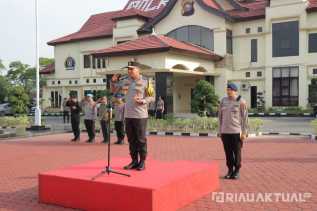 Kapolda Riau Kerahkan 658 Personel Padamkan Karhutla di Rokan Hilir