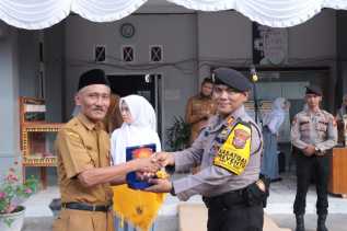 Datangi SMA di Bangkinang Kota, Polisi Ingatkan Pelajar Jaga Ketertiban Jelang Pilkada