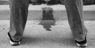 Berapa Kali Sih Jumlah Buang Air Kecil yang Normal Dilakukan Dalam Sehari ?