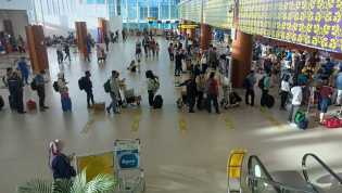 Puncak Arus Balik di Bandara SSK II Pekanbaru Capai 11.420 Orang