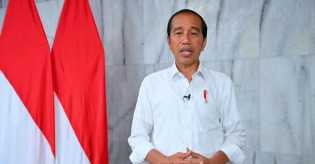 Presiden Jokowi Jenguk Cak Nun Di Yogyakarta