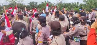 Penolakan Constatering dan Eksekusi Lahan Oleh PN Siak, Jalan Lintas Dayun Mencekam