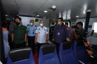 Gubernur Riau: Cukup Vaksin Kedua, Bebas Berpergian ke Luar Negeri