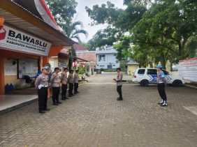 Polres Kuansing Intensifkan Pengamanan Kantor Bawaslu dalam Operasi Mantap Praja Lancang Kuning 2024