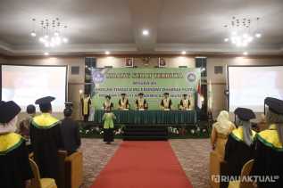 STIE Dharma Putra Gelar Wisuda XII Luluskan 52 Mahasiswa