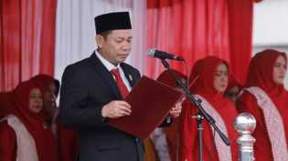 Ketua DPRD Siak Bacakan Teks Proklamasi di Upacara Peringatan HUT RI ke 78
