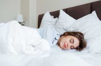 Apa Benar Sering Tidur saat Berpuasa Picu Berbagai Penyakit?