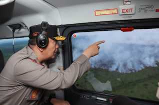 Kapolda Riau Klaim Karhutla di Perbatasan Dumai-Bengkalis 85 persen Sudah Teratasi