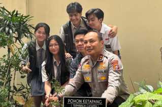 Polda Riau Tanam 21.000 Pohon dan Latih 311 Ketua OSIS Jadi Pelajar Hijau