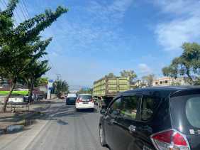 Truk Tonase Besar Masih Bebas Melintas di Jalan Dalam Kota Pekanbaru, Satlantas dan Dishub Kecolongan?