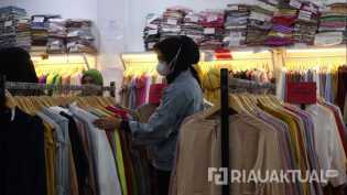 Fashion Trendi Famys Hijab Collection, Kualitas Terjamin, Harga Bersahabat