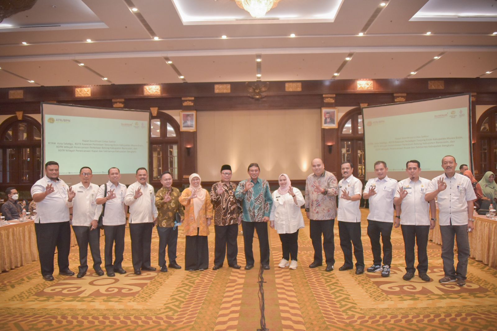 Hadiri Rapat Lintas Sektoral, Bupati Kasmarni Sampaikan RDTR Pulau Rupat Ke Kementerian ATR/BPN. 